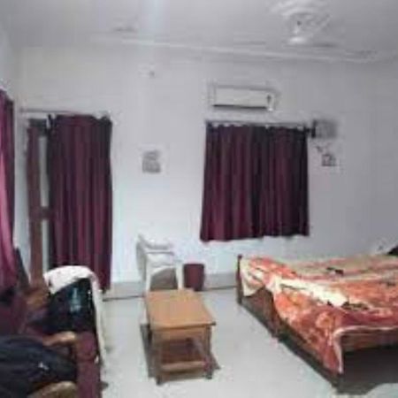 Circuit House,Cuttack 호텔 외부 사진
